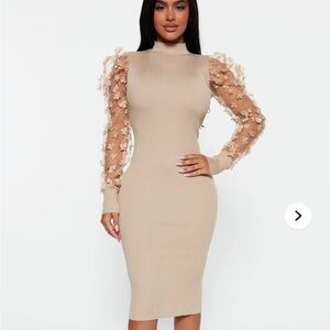 Spring Elegant Beige Floral Sleeve Dress size small